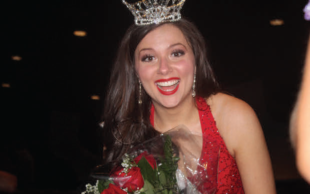 Mozitis smiles for the camera after winning the title of Miss New Jersey 2023.