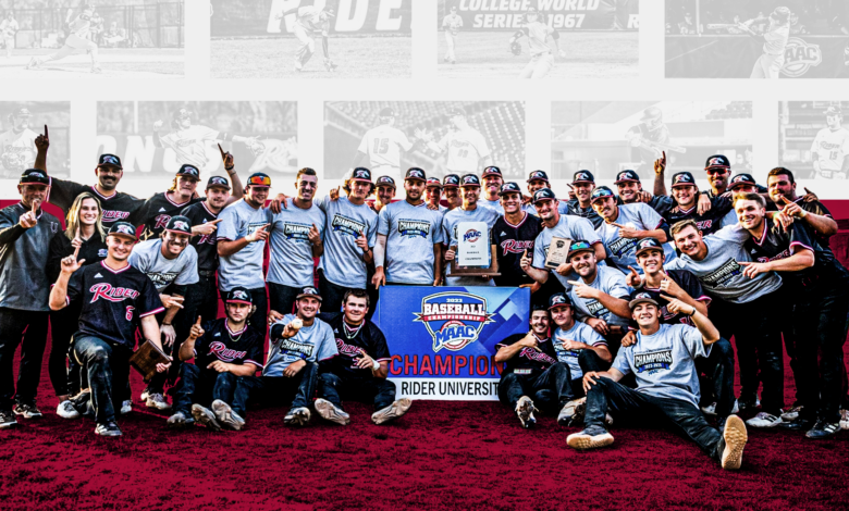 Rider baseball poses with its 2023 championship banner. The Broncs have won two of the last three MAAC Championships.