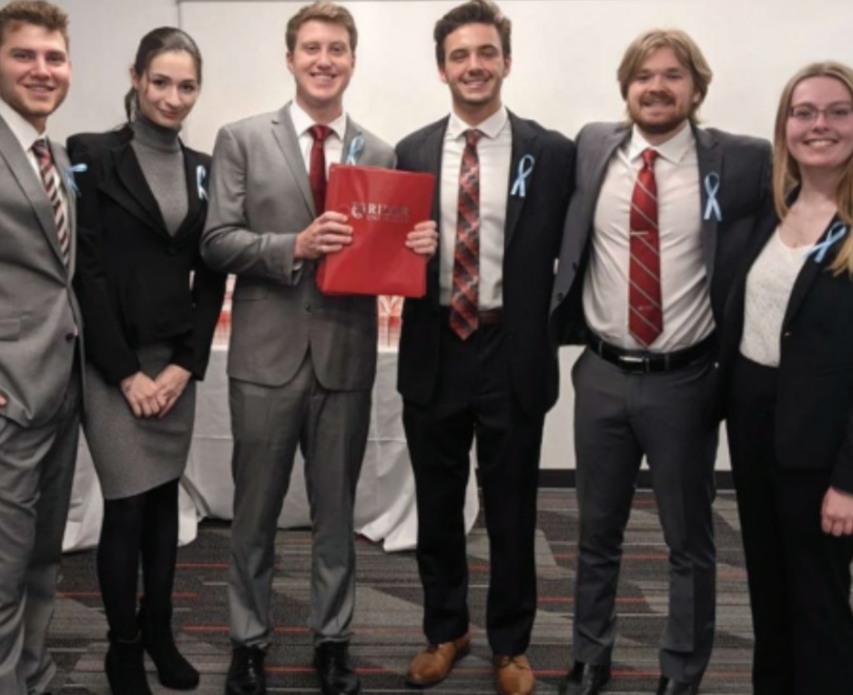 Larry Newman led  a team of students who won  the 2022 Johnson and Johnson National Business Case Competition.