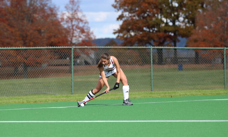 Senior forward Valeria Perales prepares to send the ball down the field. Photo by Liliana R. Basile.